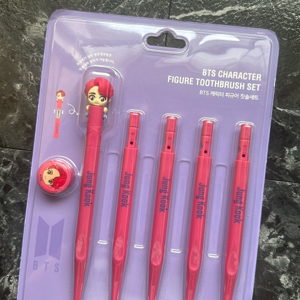 BTS CHARACTER TOOTHBRUSH JUNGKOOK